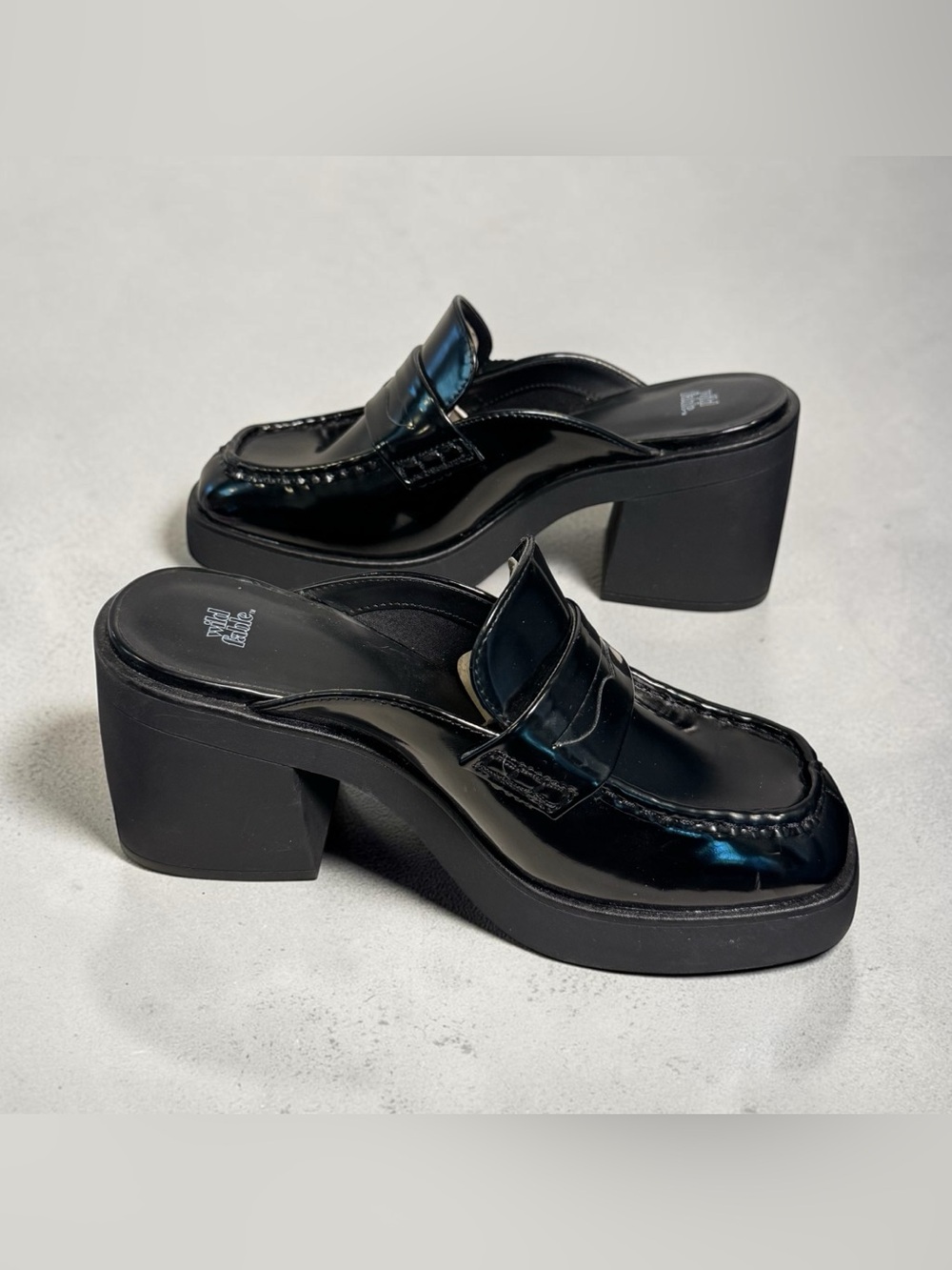 Wild Fable Women’s Black shiny Patent Platform Mule Loafers, size 8, NWT